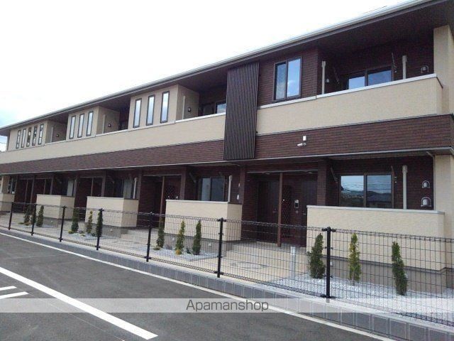 �{�j�[�g �����O��