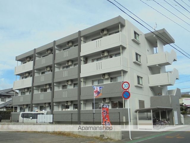 ���C���{�[�X�^�[ �����O��