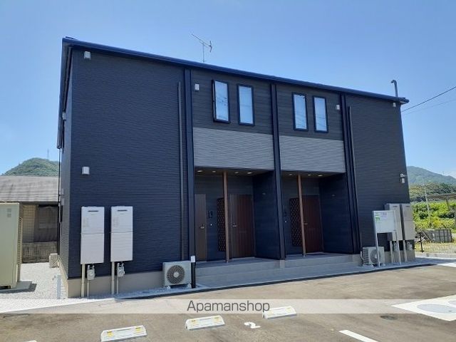 �j���[�@�O���[���@�n�E�X �����O��