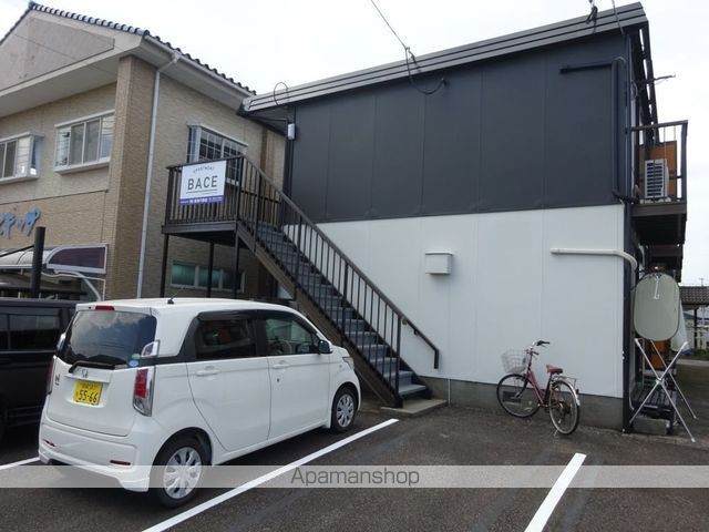 �a�`�b�d �����O��